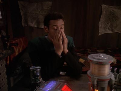 Star Trek: Deep Space Nine Screencaps "The Quickening" (S4:E24)