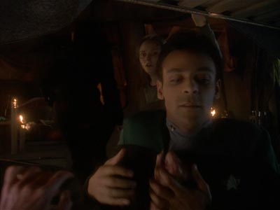 Star Trek: Deep Space Nine Screencaps "The Quickening" (S4:E24)
