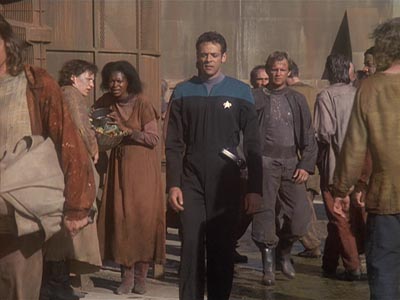 Star Trek: Deep Space Nine Screencaps "The Quickening" (S4:E24)
