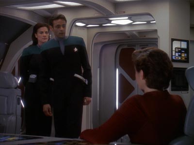 Star Trek: Deep Space Nine Screencaps "The Quickening" (S4:E24)