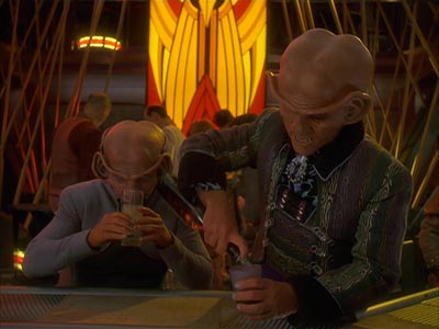 Star Trek: Deep Space Nine Screencaps "Body Parts" (S4:E25)