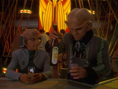 Star Trek: Deep Space Nine Screencaps "Body Parts" (S4:E25)