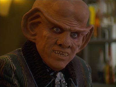 Star Trek: Deep Space Nine Screencaps "Body Parts" (S4:E25)