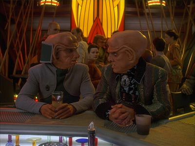 Star Trek: Deep Space Nine Screencaps "Body Parts" (S4:E25)