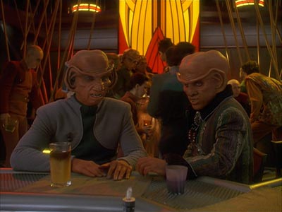 Star Trek: Deep Space Nine Screencaps "Body Parts" (S4:E25)