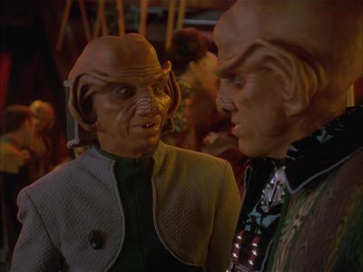 Star Trek: Deep Space Nine Screencaps "Body Parts" (S4:E25)