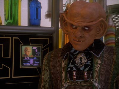 Star Trek: Deep Space Nine Screencaps "Body Parts" (S4:E25)