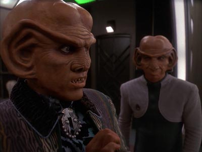 Star Trek: Deep Space Nine Screencaps "Body Parts" (S4:E25)