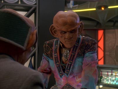 Star Trek: Deep Space Nine Screencaps "Body Parts" (S4:E25)