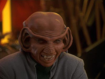 Star Trek: Deep Space Nine Screencaps "Body Parts" (S4:E25)