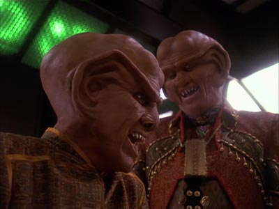 Star Trek: Deep Space Nine Screencaps "Body Parts" (S4:E25)