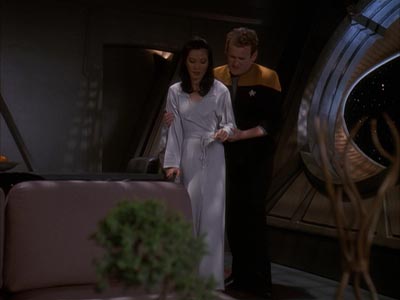 Star Trek: Deep Space Nine Screencaps "Body Parts" (S4:E25)