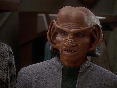 Star Trek: Deep Space Nine Screencaps "Body Parts" (S4:E25)