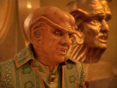 Star Trek: Deep Space Nine Screencaps "Body Parts" (S4:E25)