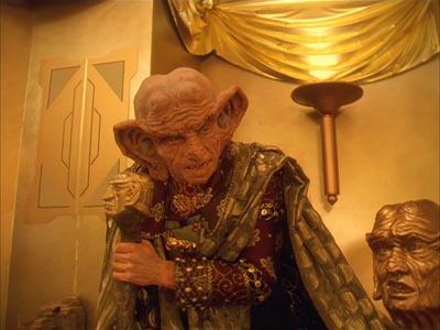 Star Trek: Deep Space Nine Screencaps "Body Parts" (S4:E25)