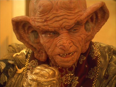 Star Trek: Deep Space Nine Screencaps "Body Parts" (S4:E25)