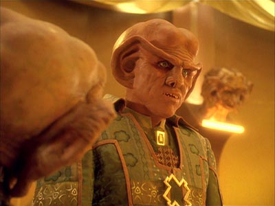 Star Trek: Deep Space Nine Screencaps "Body Parts" (S4:E25)