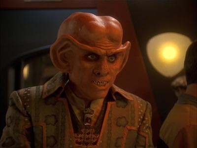 Star Trek: Deep Space Nine Screencaps "Body Parts" (S4:E25)