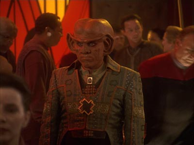 Star Trek: Deep Space Nine Screencaps "Body Parts" (S4:E25)
