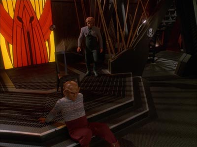 Star Trek: Deep Space Nine Screencaps "Body Parts" (S4:E25)
