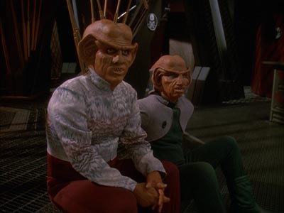 Star Trek: Deep Space Nine Screencaps "Body Parts" (S4:E25)