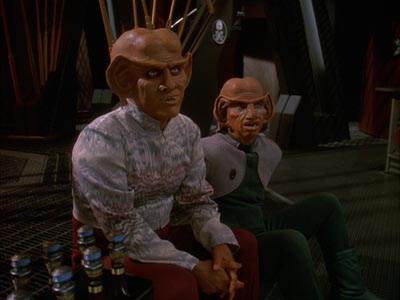 Star Trek: Deep Space Nine Screencaps "Body Parts" (S4:E25)