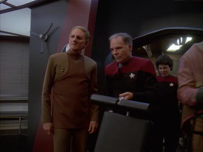 Star Trek: Deep Space Nine Screencaps "Body Parts" (S4:E25)