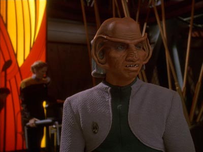 Star Trek: Deep Space Nine Screencaps "Body Parts" (S4:E25)