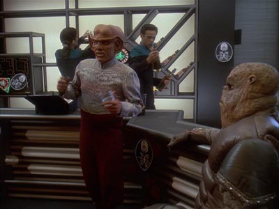 Star Trek: Deep Space Nine Screencaps "Body Parts" (S4:E25)