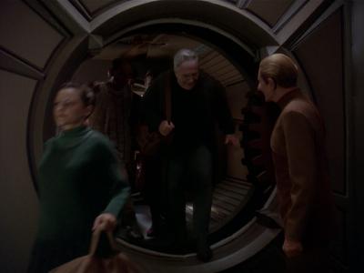 Star Trek: Deep Space Nine Screencaps "The Visitor" (S4:E3)