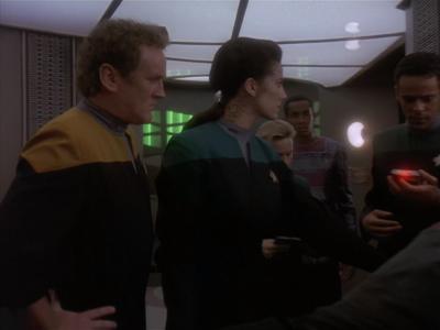 Star Trek: Deep Space Nine Screencaps "The Visitor" (S4:E3)