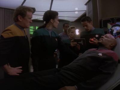 Star Trek: Deep Space Nine Screencaps "The Visitor" (S4:E3)