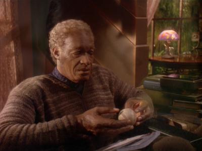 Star Trek: Deep Space Nine Screencaps "The Visitor" (S4:E3)