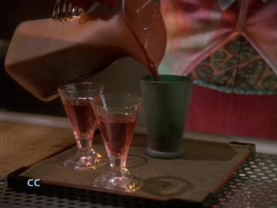 Star Trek: Deep Space Nine Screencaps "Hippocratic Oath" (S4:E4)