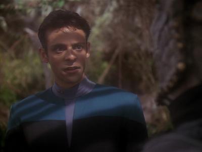 Star Trek: Deep Space Nine Screencaps "Hippocratic Oath" (S4:E4)