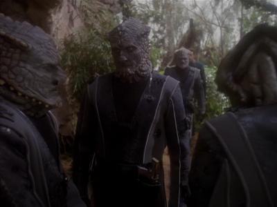 Star Trek: Deep Space Nine Screencaps "Hippocratic Oath" (S4:E4)