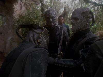 Star Trek: Deep Space Nine Screencaps "Hippocratic Oath" (S4:E4)