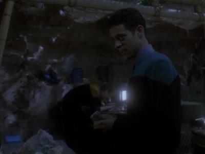 Star Trek: Deep Space Nine Screencaps "Hippocratic Oath" (S4:E4)