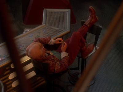Star Trek: Deep Space Nine Screencaps "Hippocratic Oath" (S4:E4)