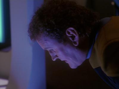 Star Trek: Deep Space Nine Screencaps "Hippocratic Oath" (S4:E4)