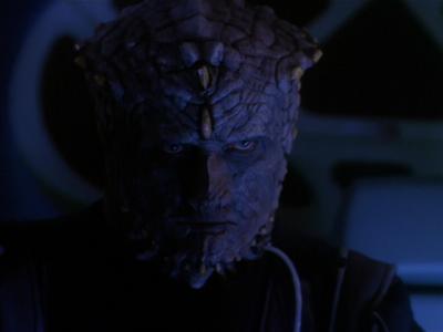 Star Trek: Deep Space Nine Screencaps "Hippocratic Oath" (S4:E4)