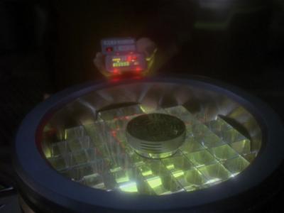 Star Trek: Deep Space Nine Screencaps "Hippocratic Oath" (S4:E4)
