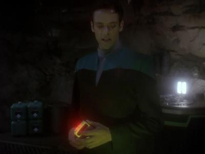 Star Trek: Deep Space Nine Screencaps "Hippocratic Oath" (S4:E4)