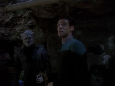 Star Trek: Deep Space Nine Screencaps "Hippocratic Oath" (S4:E4)