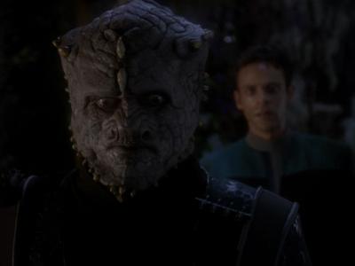 Star Trek: Deep Space Nine Screencaps "Hippocratic Oath" (S4:E4)