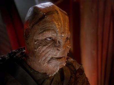 Star Trek: Deep Space Nine Screencaps "Hippocratic Oath" (S4:E4)