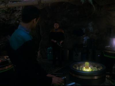 Star Trek: Deep Space Nine Screencaps "Hippocratic Oath" (S4:E4)