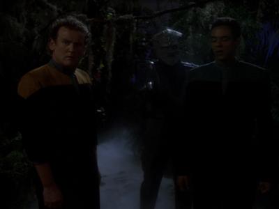 Star Trek: Deep Space Nine Screencaps "Hippocratic Oath" (S4:E4)