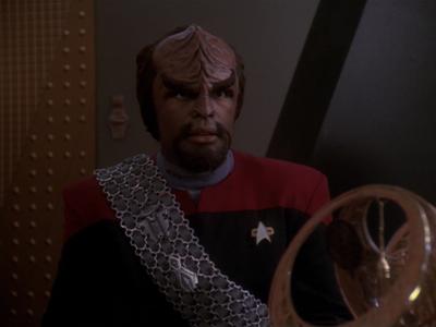 Star Trek: Deep Space Nine Screencaps "Hippocratic Oath" (S4:E4)