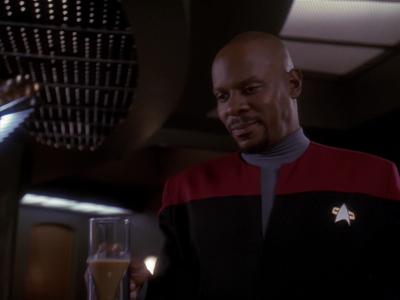 Star Trek: Deep Space Nine Screencaps "Hippocratic Oath" (S4:E4)
